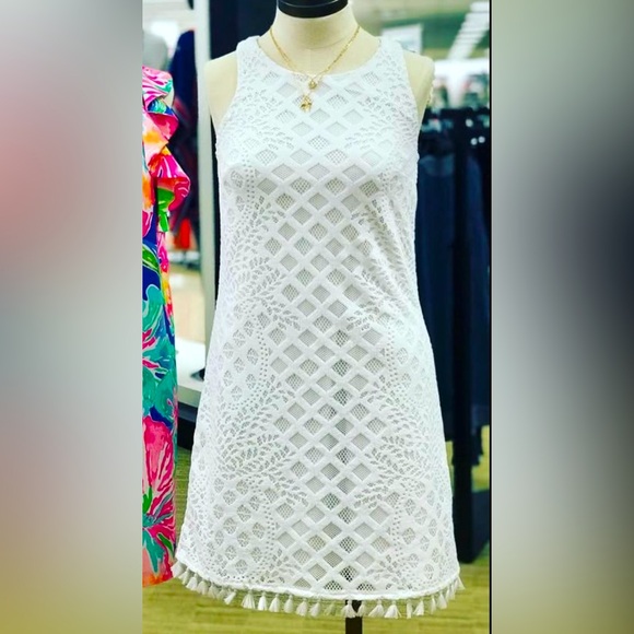Lilly Pulitzer Dresses & Skirts - Lilly Pulitzer NWT Marquette Shift Dress Pineapple Geo Lace White
